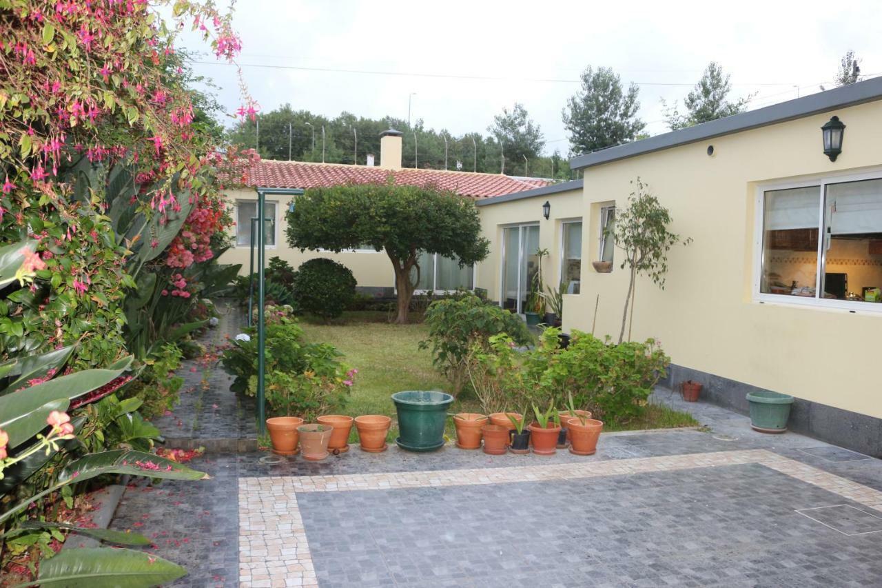 Casa Da Margarida - Area Privada Na Casa Da Anfitria Hotel Понта Делгада Екстериор снимка